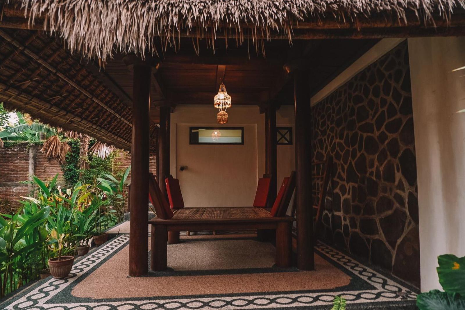 Sasak Experience Hotel Kuta  Exterior photo