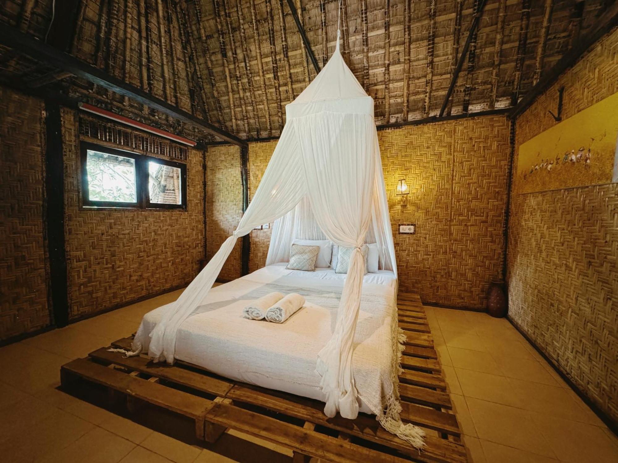 Sasak Experience Hotel Kuta  Exterior photo
